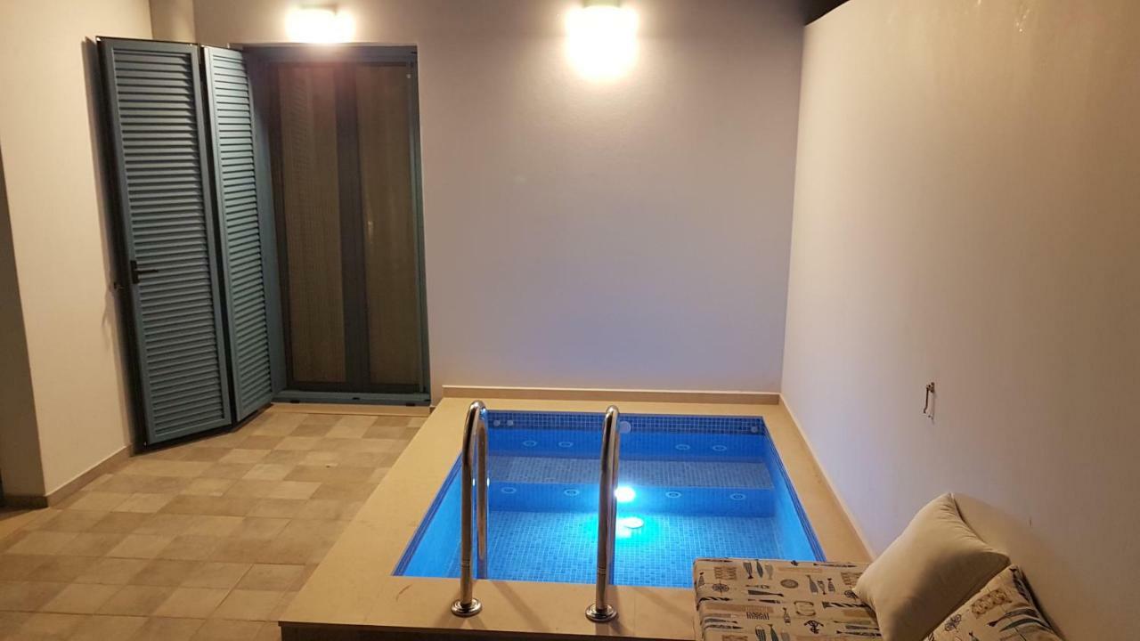 Tanyas Cozy House Villa Kamilári Kültér fotó